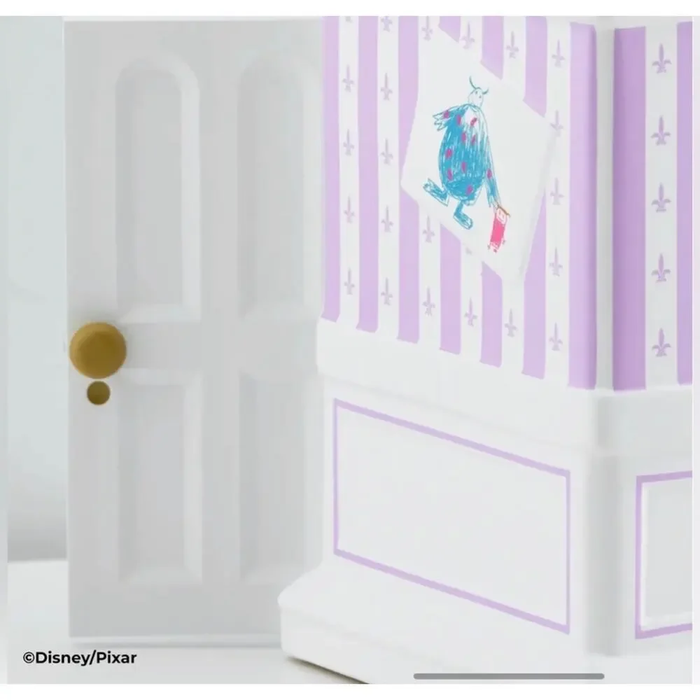Scentsy Disney Pixar Monsters Inc Full Size Wax Warmer Sully Boo NEW